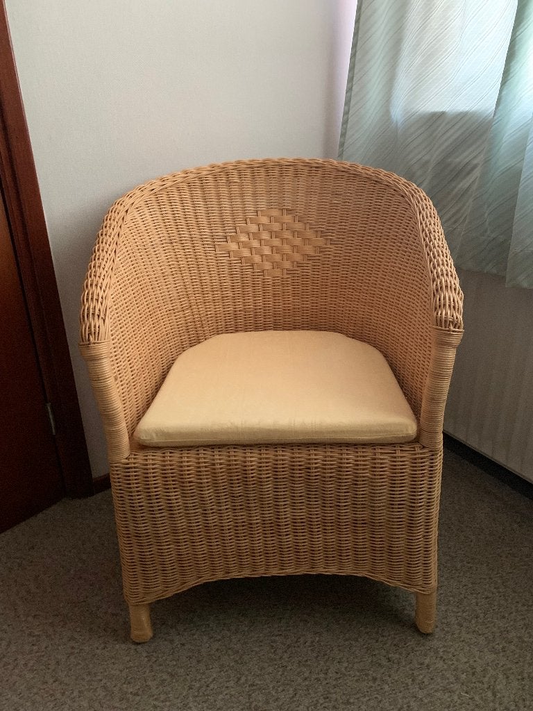 Rieten stoel, Ophalen, Gebruikt, Bruin, Eén