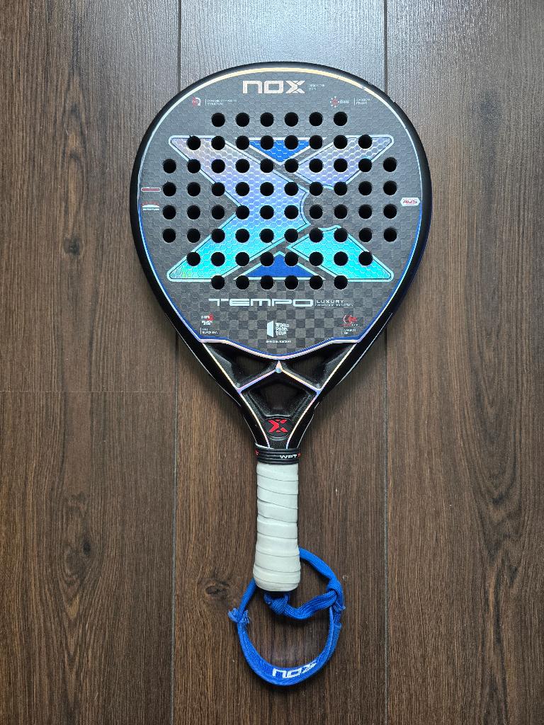 Nox Tempo WPT padelracket, Ophalen, Gebruikt, Padelracket