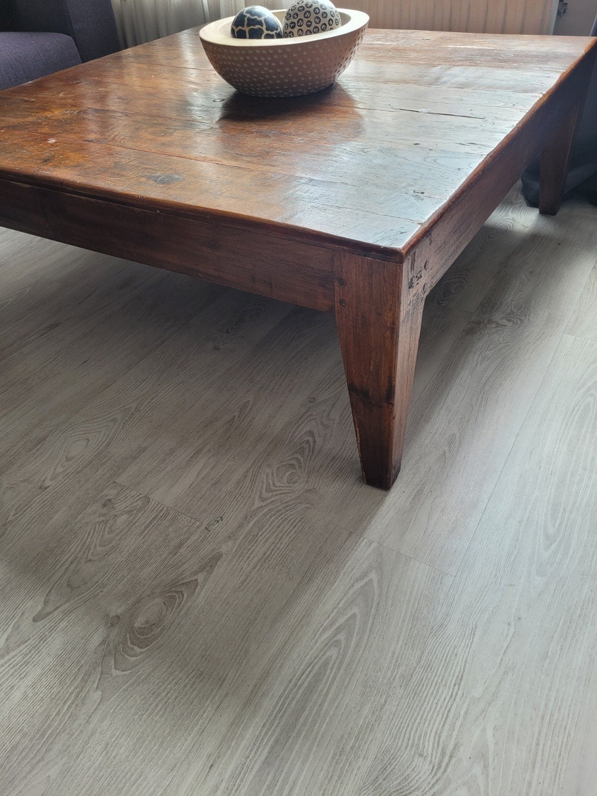 Robuuste houten salontafel, Ophalen, Gebruikt, 50 tot 100 cm, Vierkant