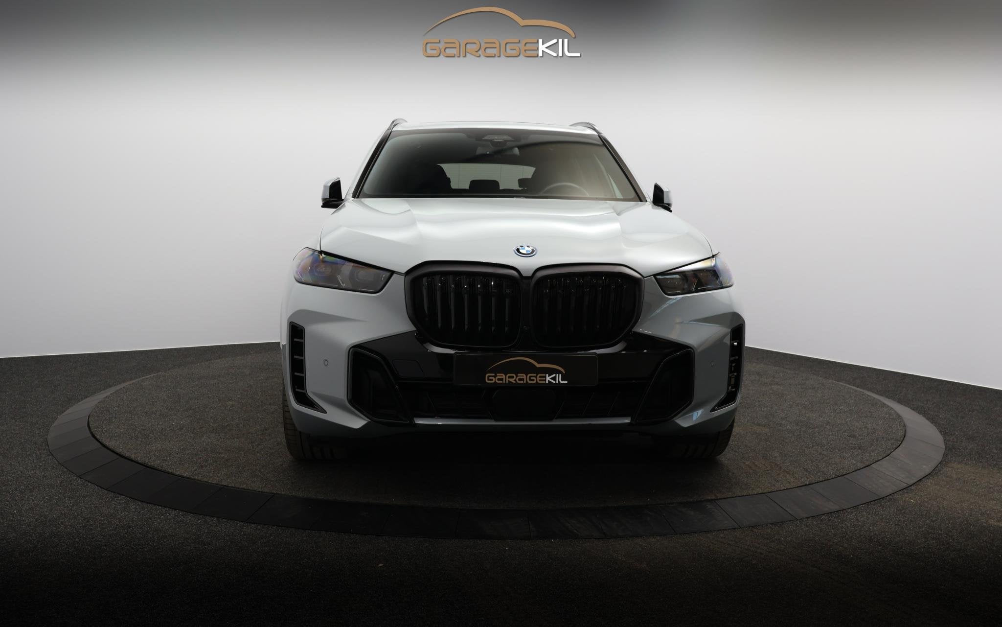 BMW X5 xDrive50e Launch Edition Dealeronderh / Panoramadak /, Gebruikt, 2395 kg, Alcantara, Plug-in hybride