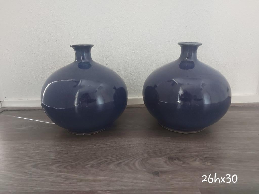 Set van 2 donkerblauwe bol vasenvazen, Antiek en Kunst, Ophalen of Verzenden