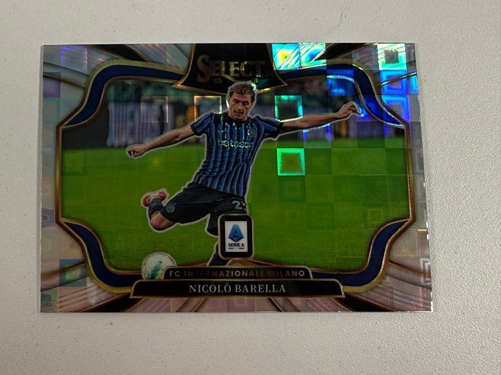 217 Nicolo Barella Pandora Select Serie A 2025-26, Ophalen of Verzenden, Nieuw, Buitenlandse clubs, Poster, Plaatje of Sticker