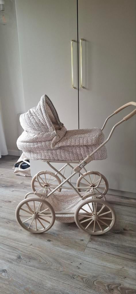 Konges Slojd poppenwagen, Kinderen en Baby's, Speelgoed | Poppen, Ophalen, Zo goed als nieuw, Overige typen