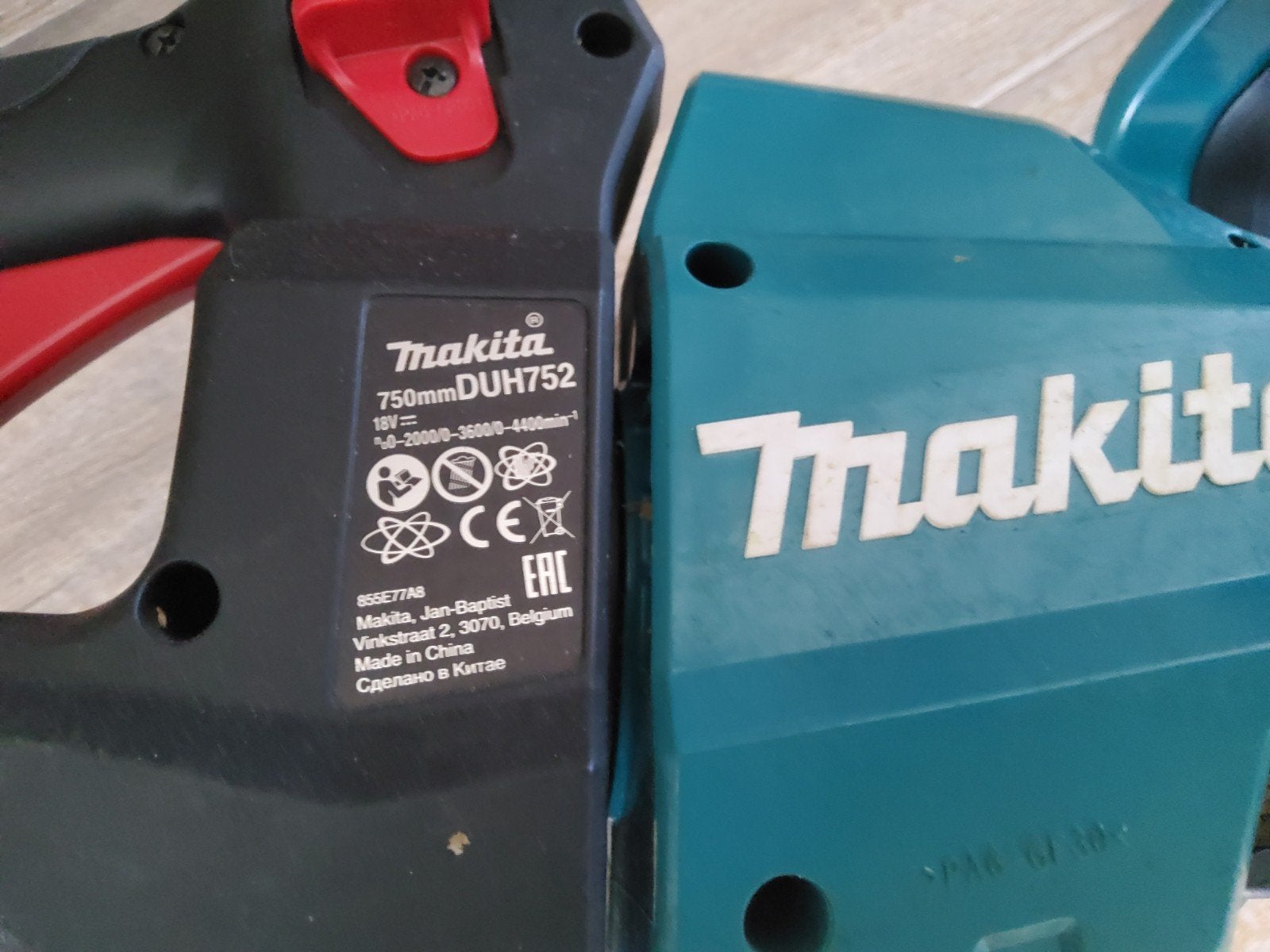 Foto 6 van Makita DUH752 professionele heggeschaar 75cm 18v