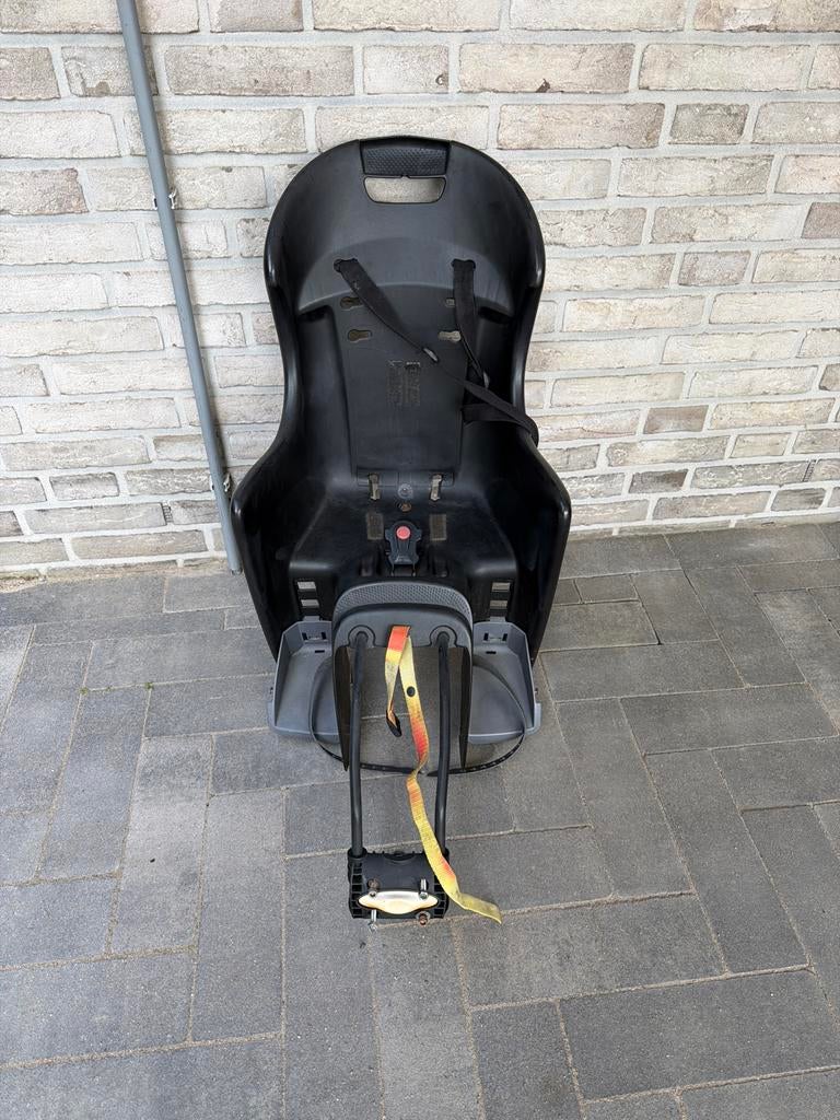 Gebruikt Achterzitje voor Fiets - Zwart, Fietsen en Brommers, Fietsaccessoires | Fietsstoeltjes, Achterzitje, 9 t/m 18 kg, Ophalen of Verzenden