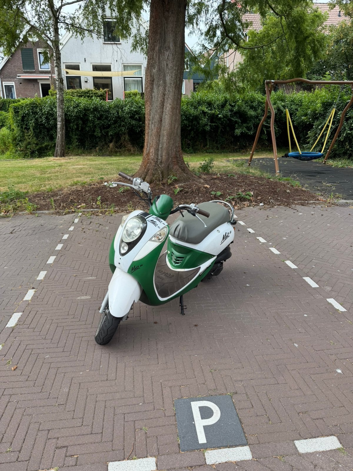 Sym Mio 50cc 2010 (UITLAAT LEK), Zo goed als nieuw, Benzine, 50 cc, Ophalen