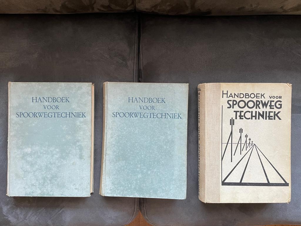 Handboek voor spoorwegtechniek 3 delen modelspoor, Ophalen of Verzenden, Gelezen, Trein