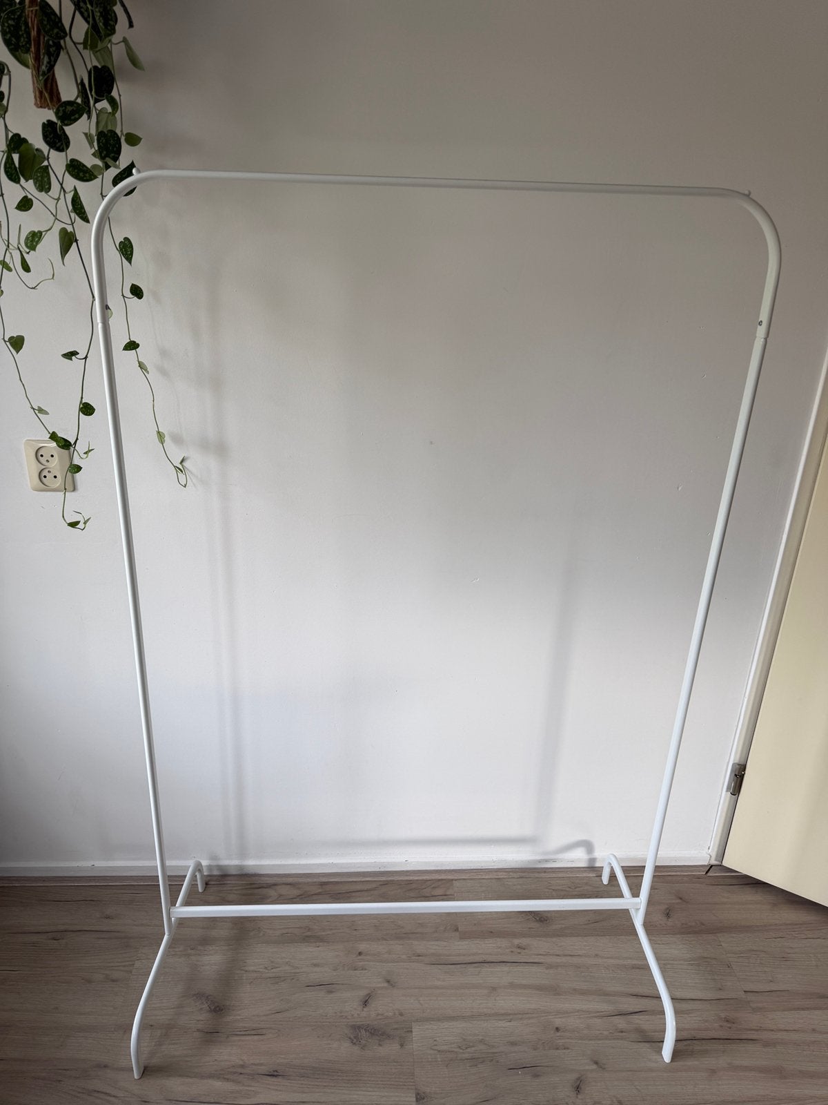 IKEA MULIG Kledingrek wit metaal 99x152cm (8 stuks aanwezig), Ophalen, Zo goed als nieuw