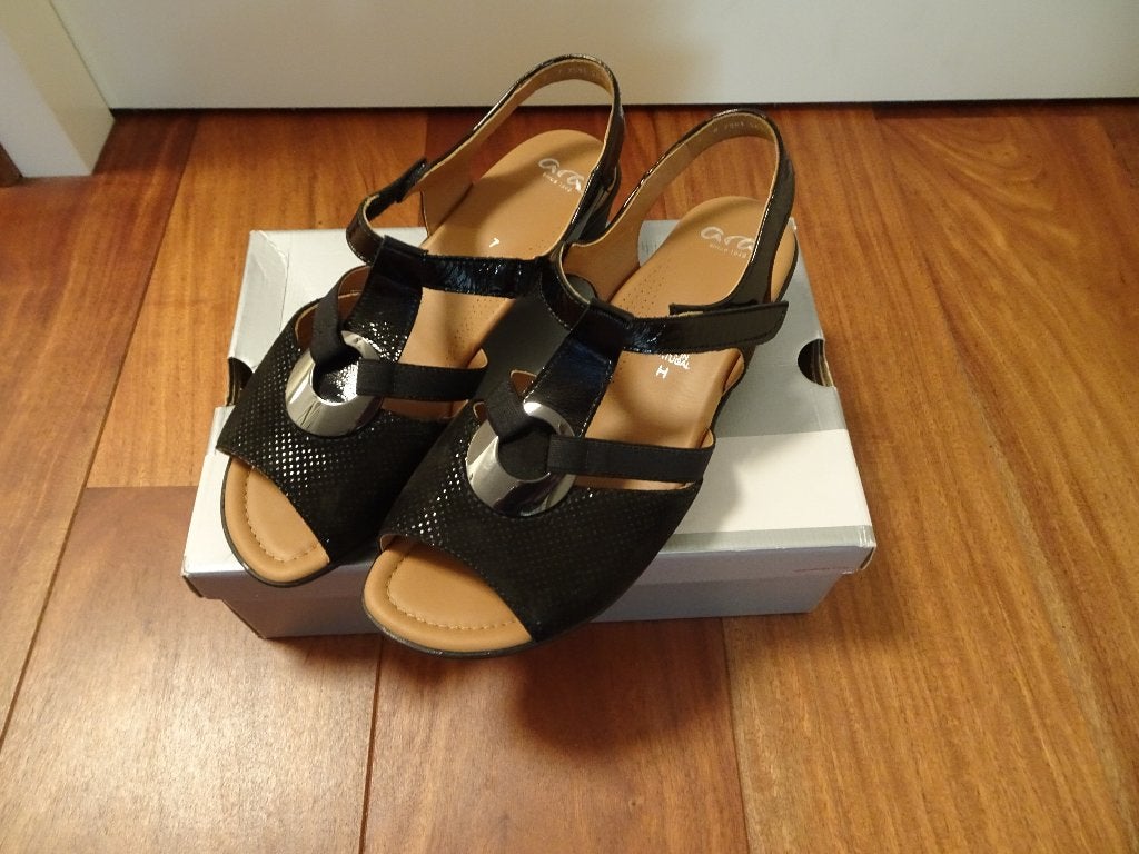 ARA schoenen maat 7, Zwart, ARA schoenen, Nieuw, Sandalen of Muiltjes