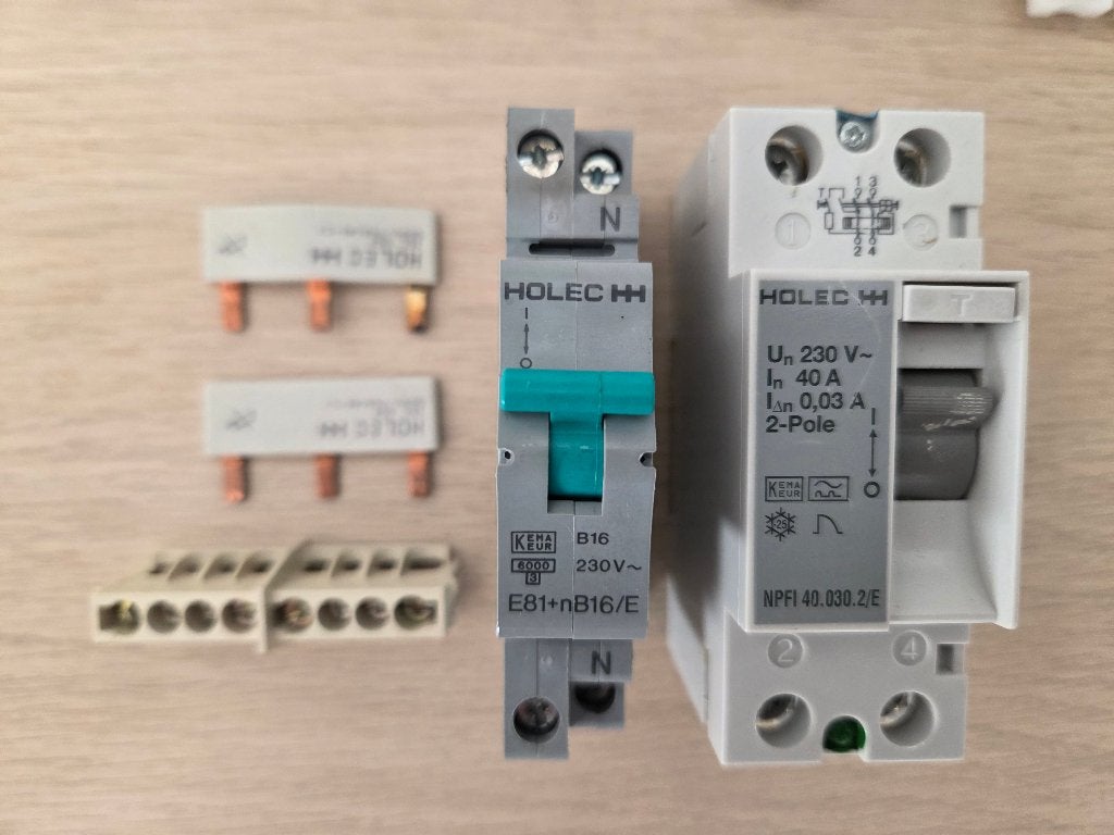 EATON E.T.N. Holec E81+nB16/E + Aardlek NPFI 40.030.2/E, Ophalen of Verzenden, Gebruikt, Eaton, Installatieautomaat