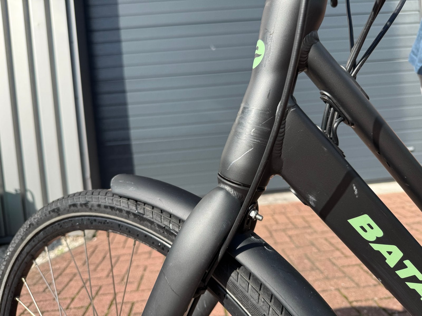 Foto 4 van Batavus Fonk E-bike  - Gebruikt met gebruikerssporen
