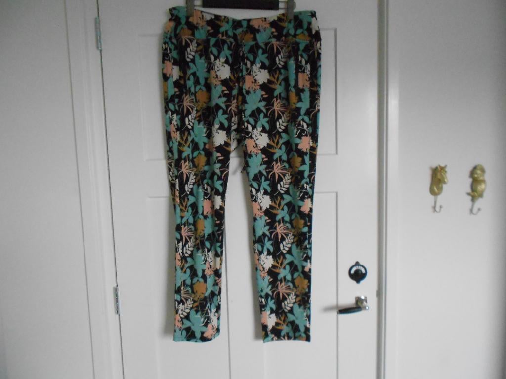 Norah fijne stretch broek, maat 46., Kleding | Dames, Overige kleuren, Verzenden, Maat 46/48 (XL) of groter, Zo goed als nieuw