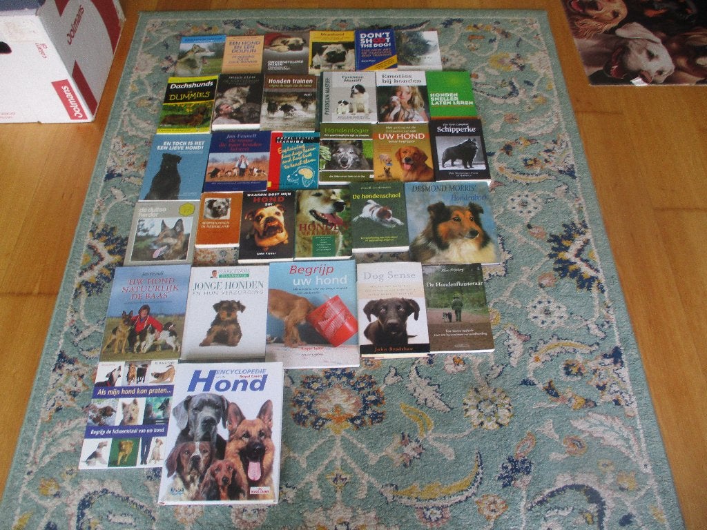 Hondenboeken allerlei, Ophalen, Zo goed als nieuw, Honden