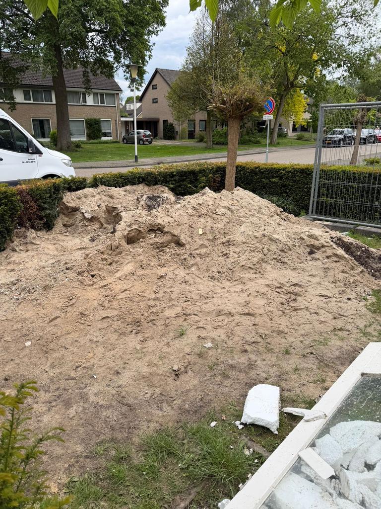 Gratis geel zand af te halen - Alleen vandaag!, Ophalen of Verzenden, Zo goed als nieuw, Ophoogzand