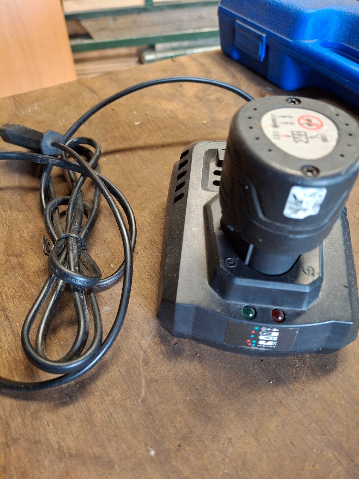 Topcraft Accu-Pack TCAS 12 Li met lader, Doe-het-zelf en Verbouw, Gereedschap | Boormachines, Ophalen, Gebruikt, Minder dan 400 watt