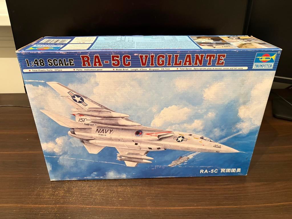Trumpeter 1/48 RA-5C Vigilante, Hobby en Vrije tijd, Modelbouw | Vliegtuigen en Helikopters, Overige merken, Ophalen of Verzenden