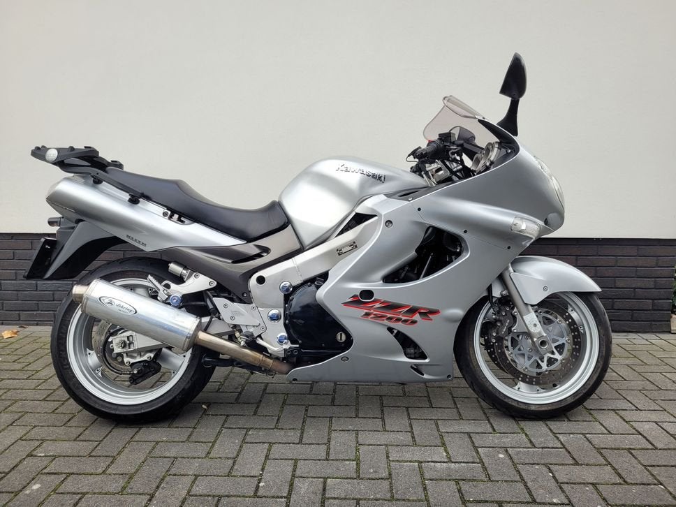 KAWASAKI ZZR 1200 -rijklaar-weinig km-3 koffers. (bj 2002), Motoren, 1165 cc, 4 cilinders, Motorrijbewijs A, Bedrijf