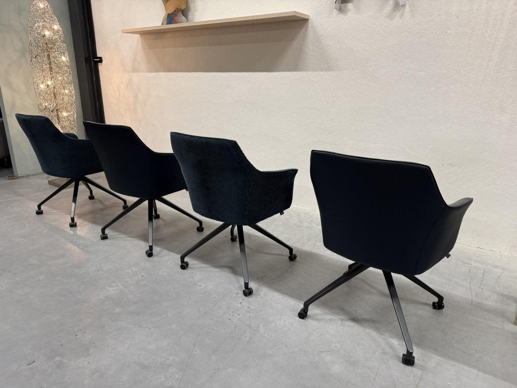 Nieuw Leolux Mara Twist Eetkamerstoel blauw Design Stoel, Leolux, Info@leolux.nl, Blauw, Nieuw