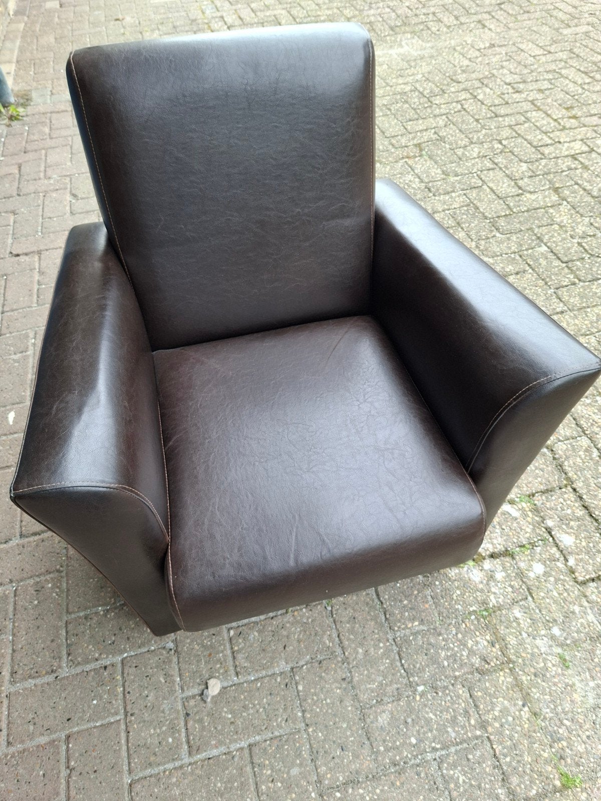 Mooie stoel
Ziet er netjes uit, Huis en Inrichting, Fauteuils, Ophalen of Verzenden, Zo goed als nieuw, 50 tot 75 cm