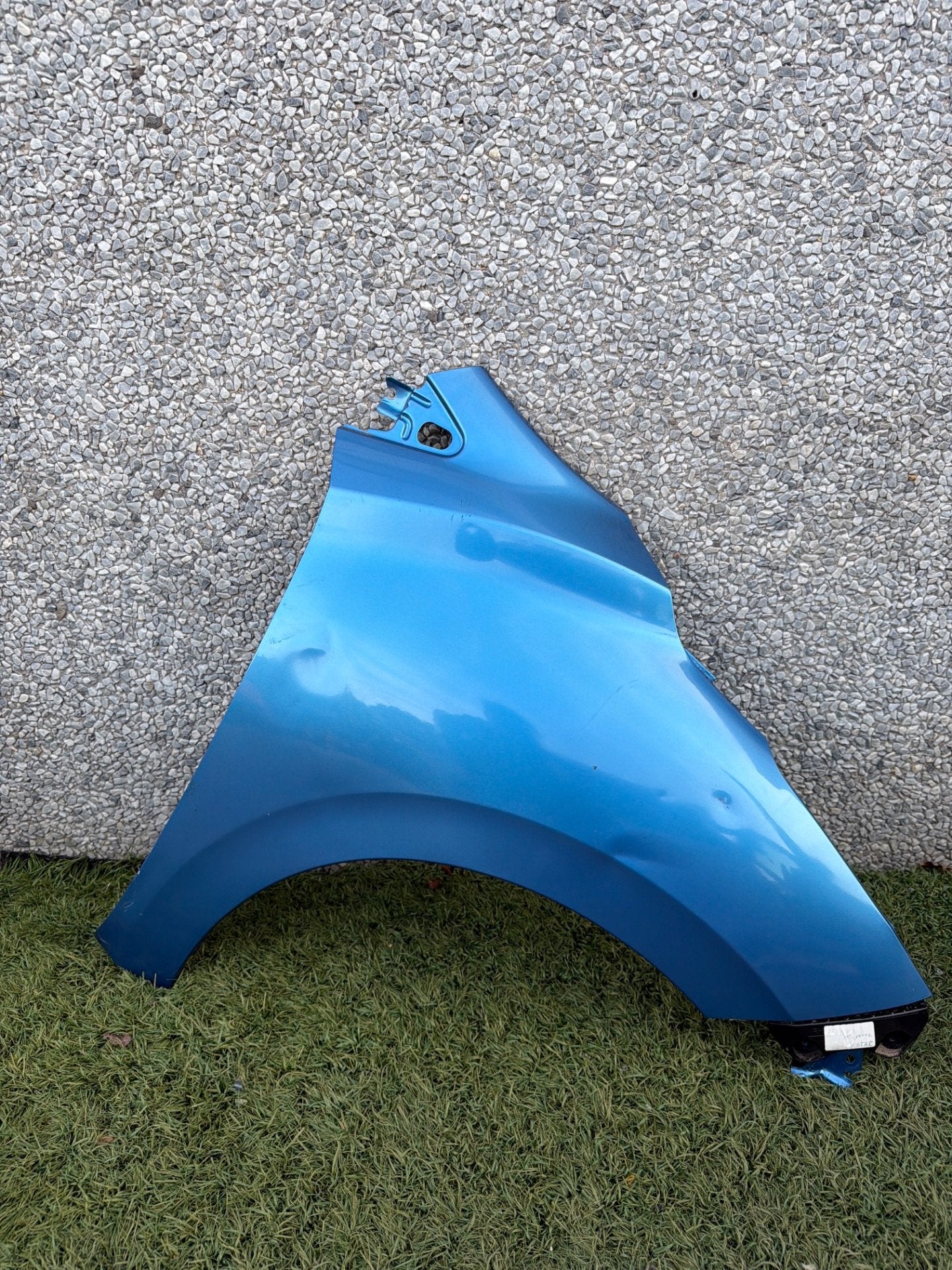 Nissan Micra spatbord rechts Voor origineel, Auto-onderdelen, Takashima 1-chome 1-1
220-8686  Yokohama, Ophalen of Verzenden, NISSAN_SR@mail.nissan.co.jp