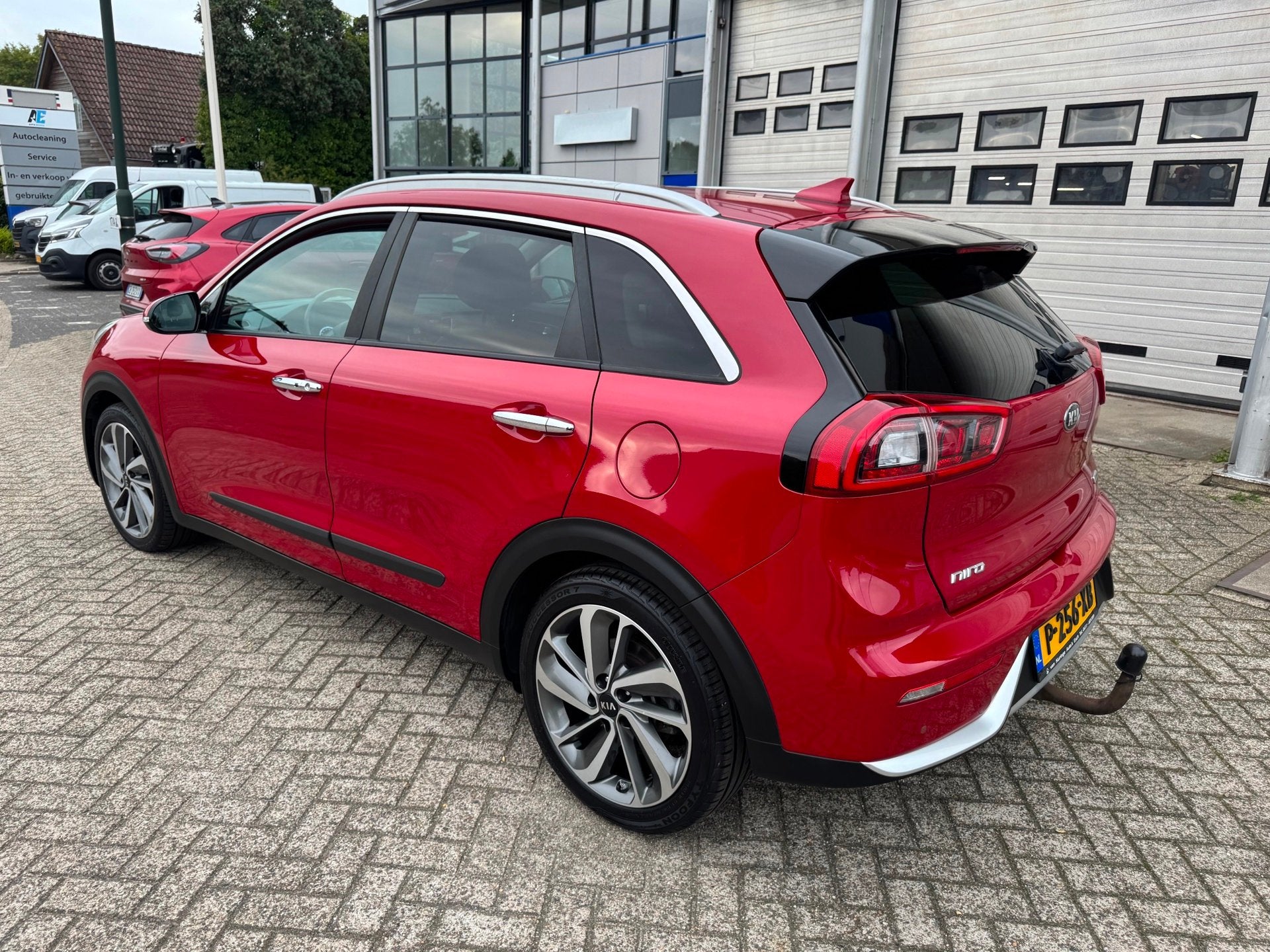 Kia Niro 1.6 GDi Hybrid ExecutiveLine Schuifdak,Trekhaak, Auto's, Gebruikt, Euro 6, 23 km/l, Leder