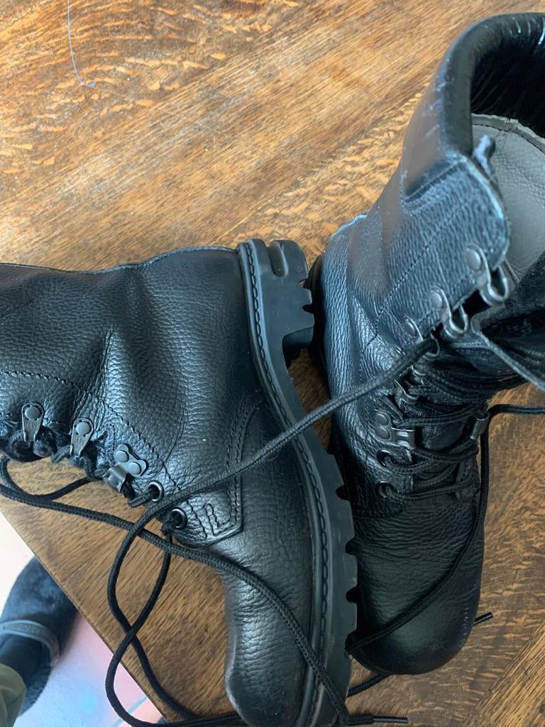 Zwarte Leger Kistjes Maat 39 - Stevige Leren Boots, Kleding | Dames, Schoenen, Zwart, Lage of Enkellaarzen, Ophalen of Verzenden