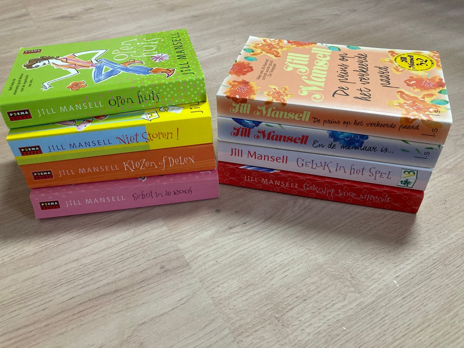 8x Jill Mansell boekenpakket - Romantische komedies, Boeken, Ophalen of Verzenden, Gelezen, Nederland