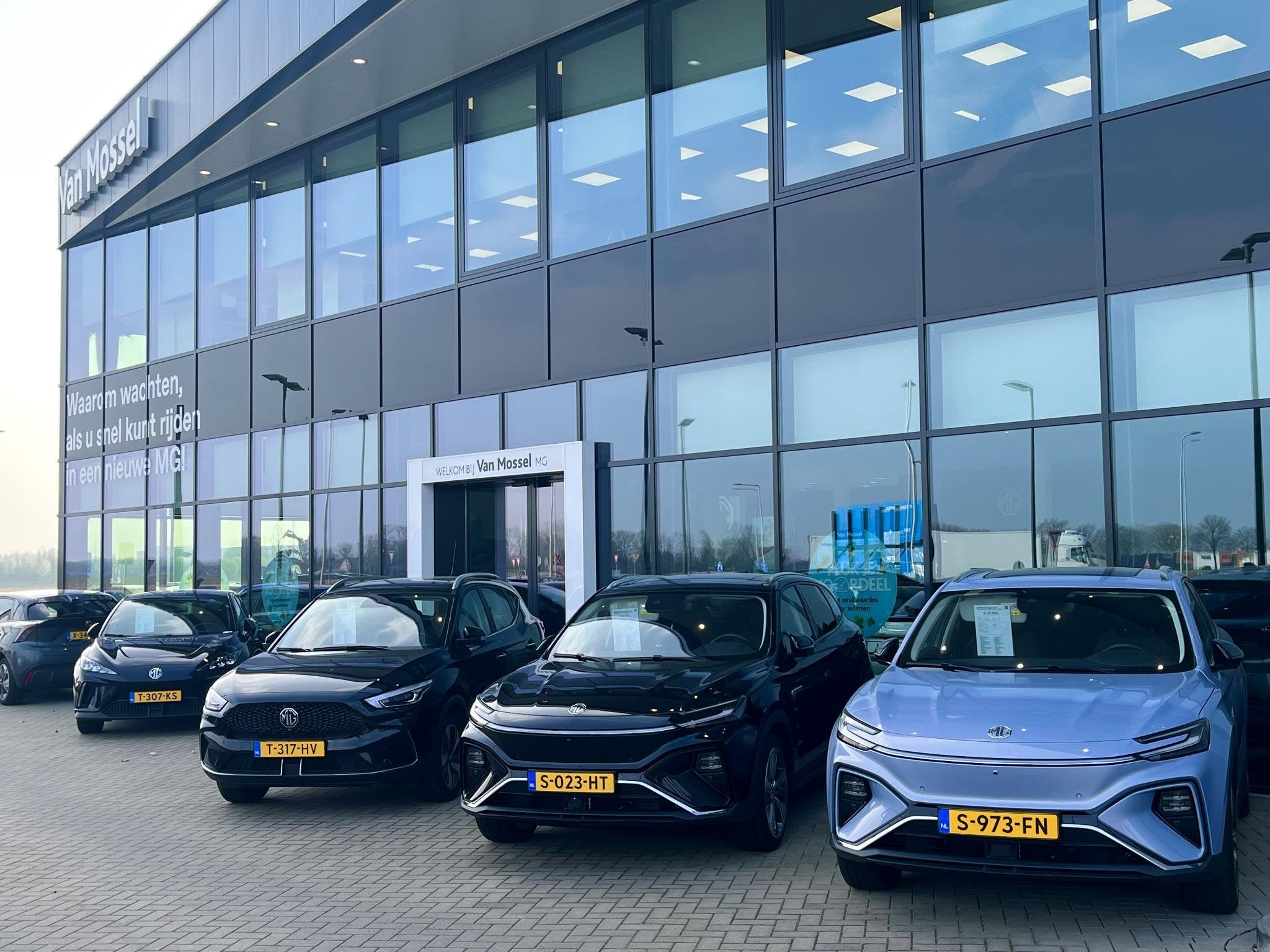 MG 5 Standard Range Luxury 5kWh | 1-EIG. | WLTP 320 KM | 17", 12 maanden, Origineel Nederlands, 39 min, Automatische klimaatregeling