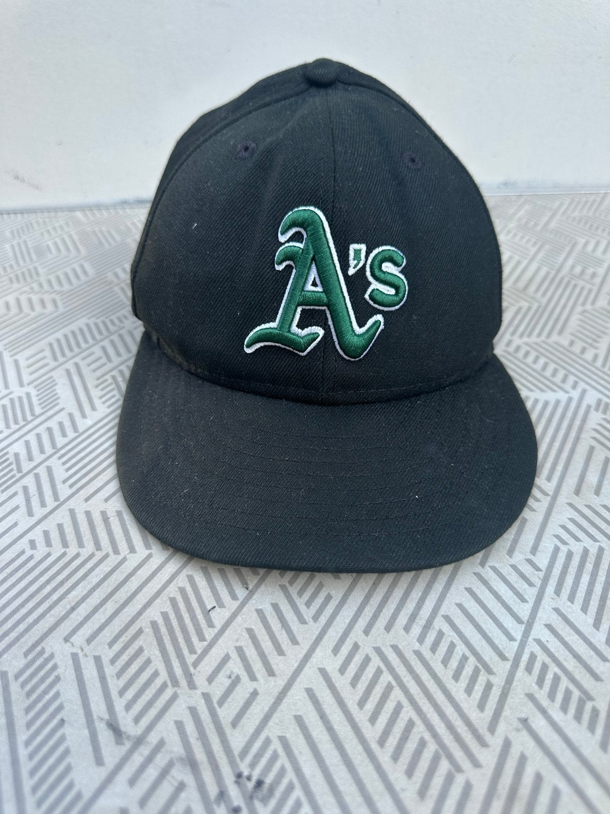 New Era Oakland Athletics MLB Pet - Maat 7 1/2 (59.6cm), Ophalen of Verzenden, Gedragen, Pet