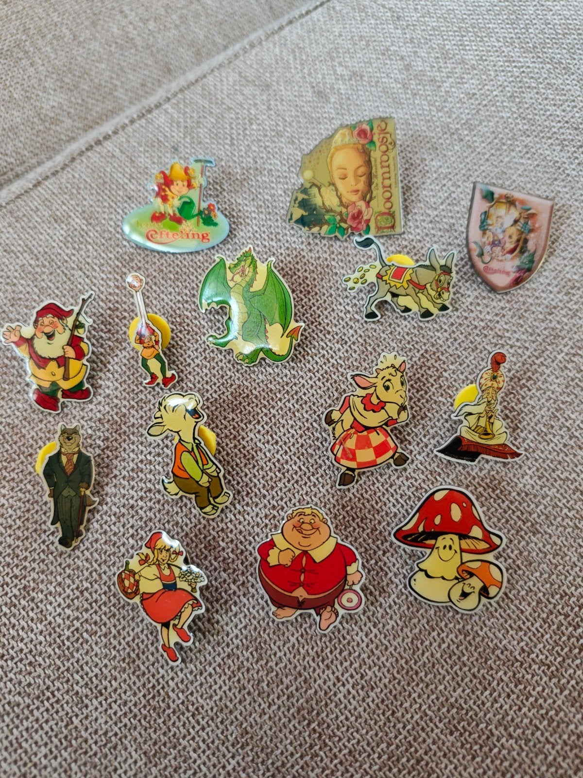Diverse Efteling pins., Verzamelen, Efteling, Ophalen of Verzenden, Button of Speldje