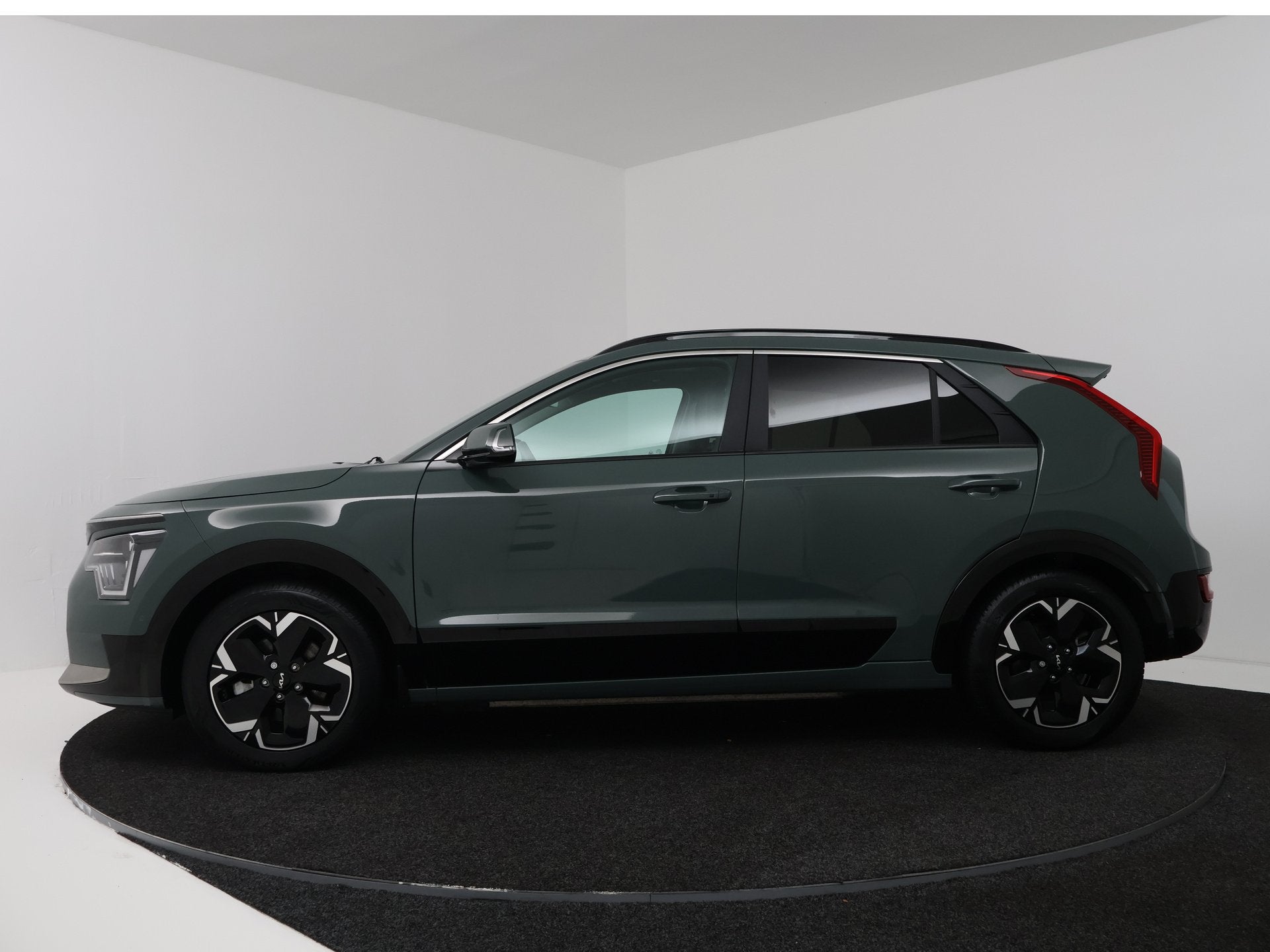 Kia Niro EV ExecutiveLine 64.8 kWh | Trekhaak | (bj 2023), 12 maanden, 1657 kg, Kia Top Selectie, 370 min