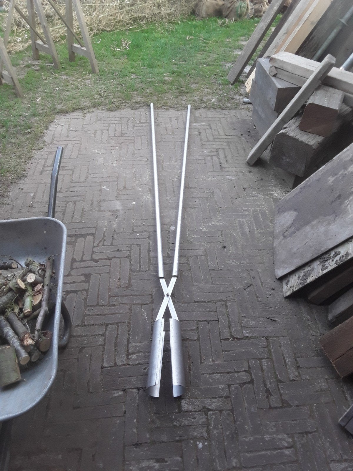 Rvs paalschep / grondboor, Ophalen, Grondboor