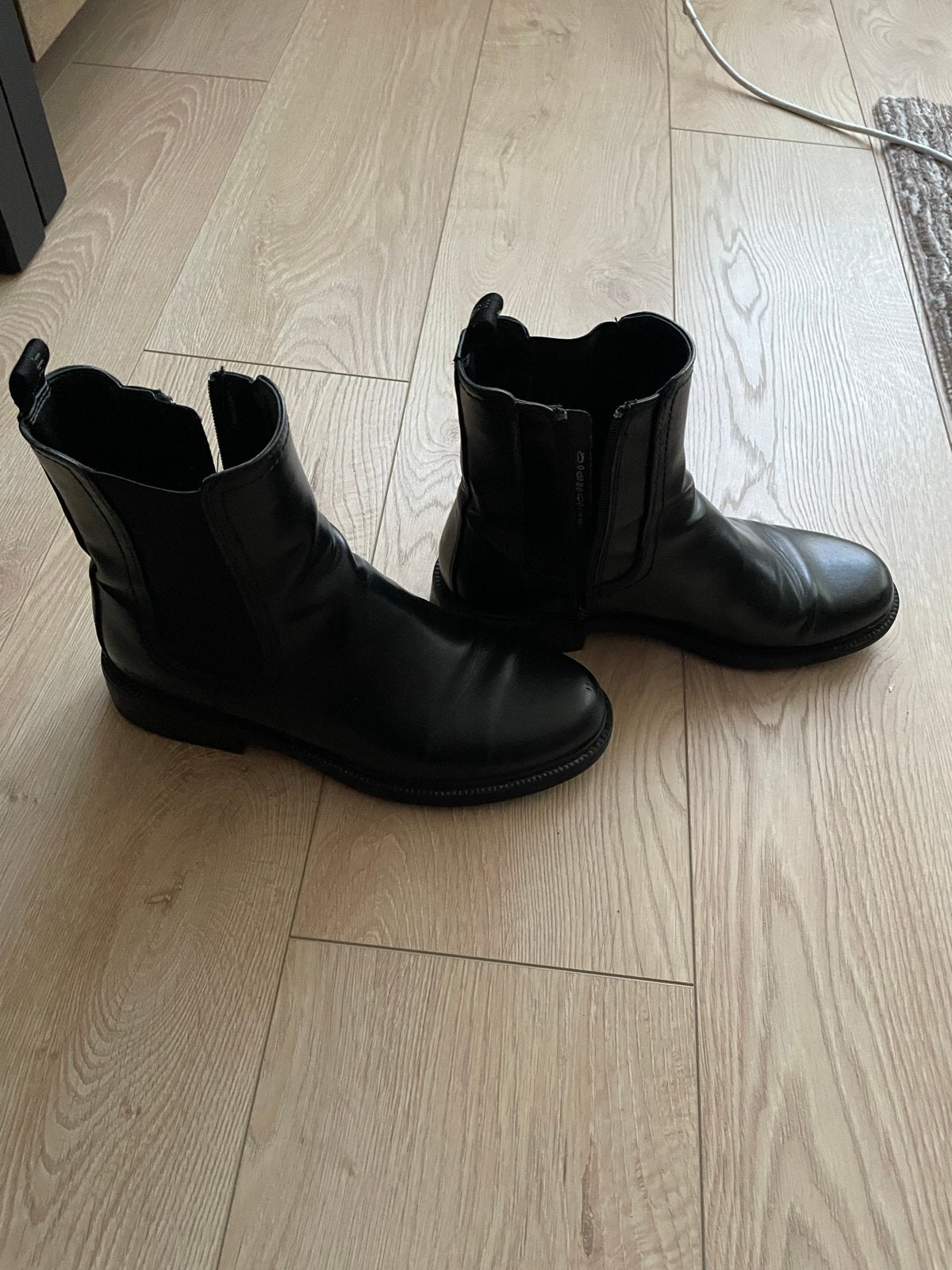 Esprit enkel laarzen 39, Kleding | Dames, Schoenen, Ophalen of Verzenden, Gedragen, Zwart, Lage of Enkellaarzen