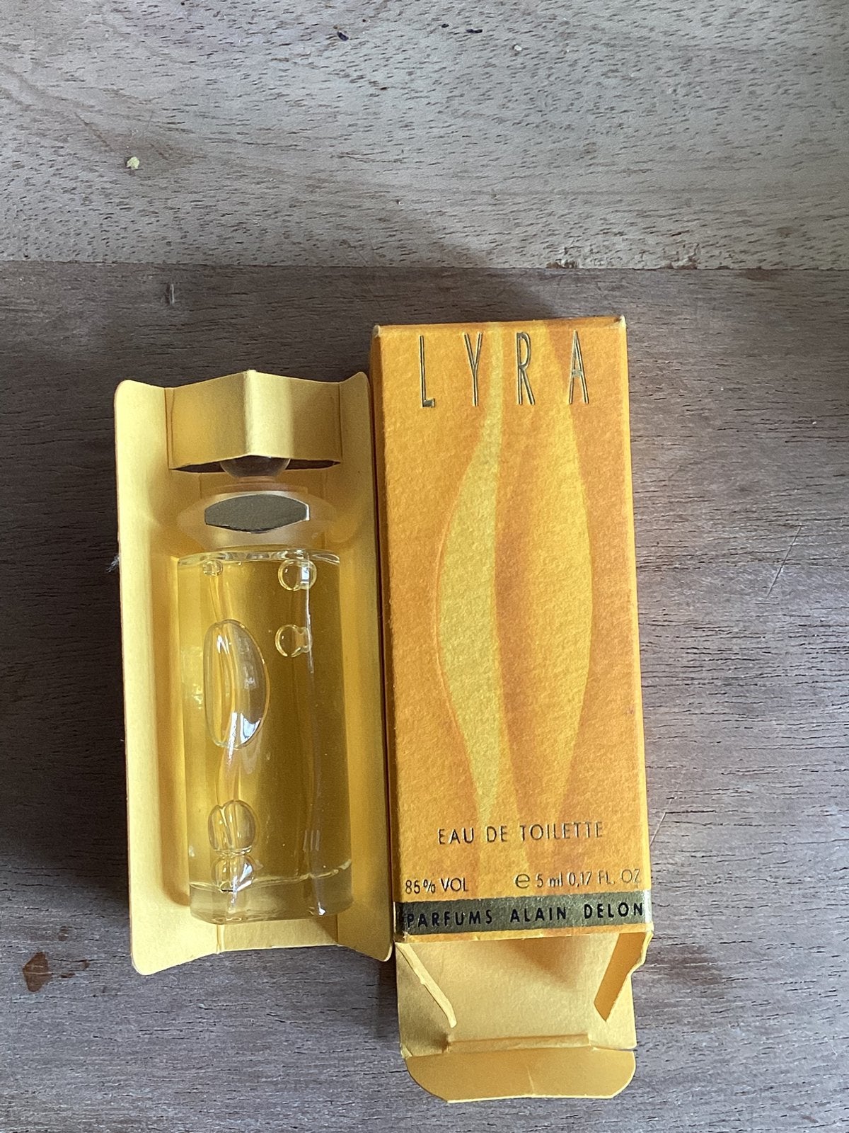 5ml lyra alain delon, Ophalen of Verzenden, Zo goed als nieuw