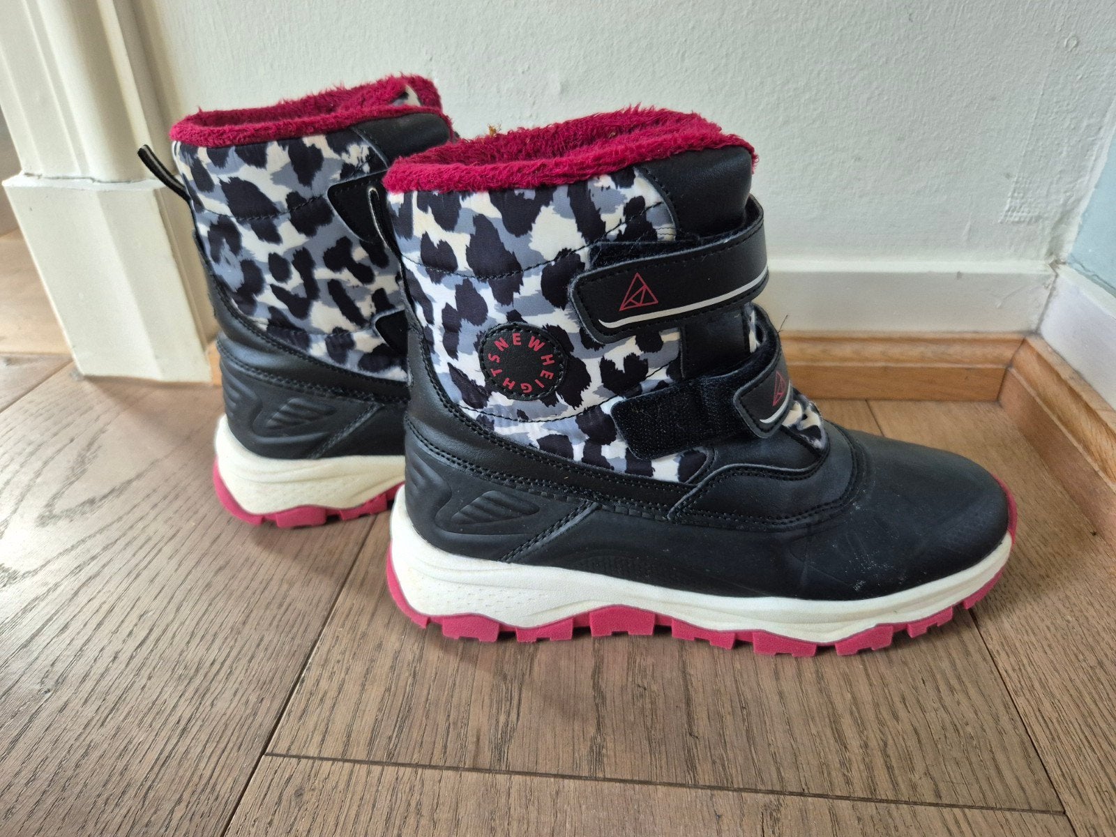 Snowboots maat 36, Ophalen of Verzenden, Zo goed als nieuw, Jongen of Meisje, Laarzen