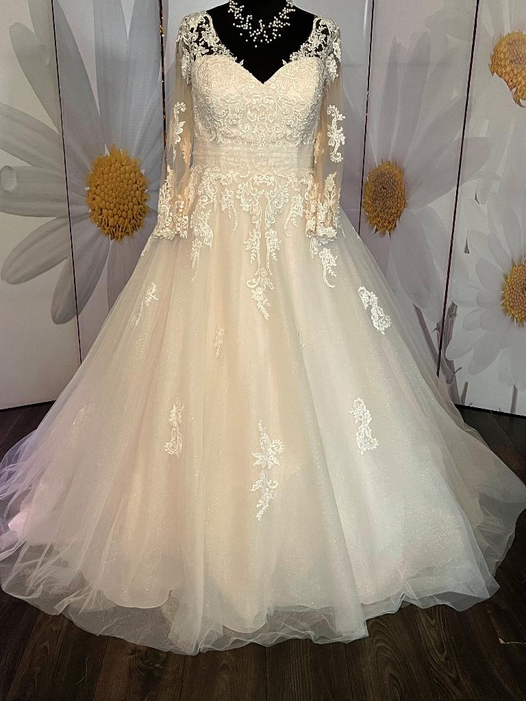 Nieuw maat 48 KATJA glitter tule, Kleding | Dames, Trouwkleding en Trouwaccessoires, Nieuw, Trouwjurk, Roze, Ophalen of Verzenden