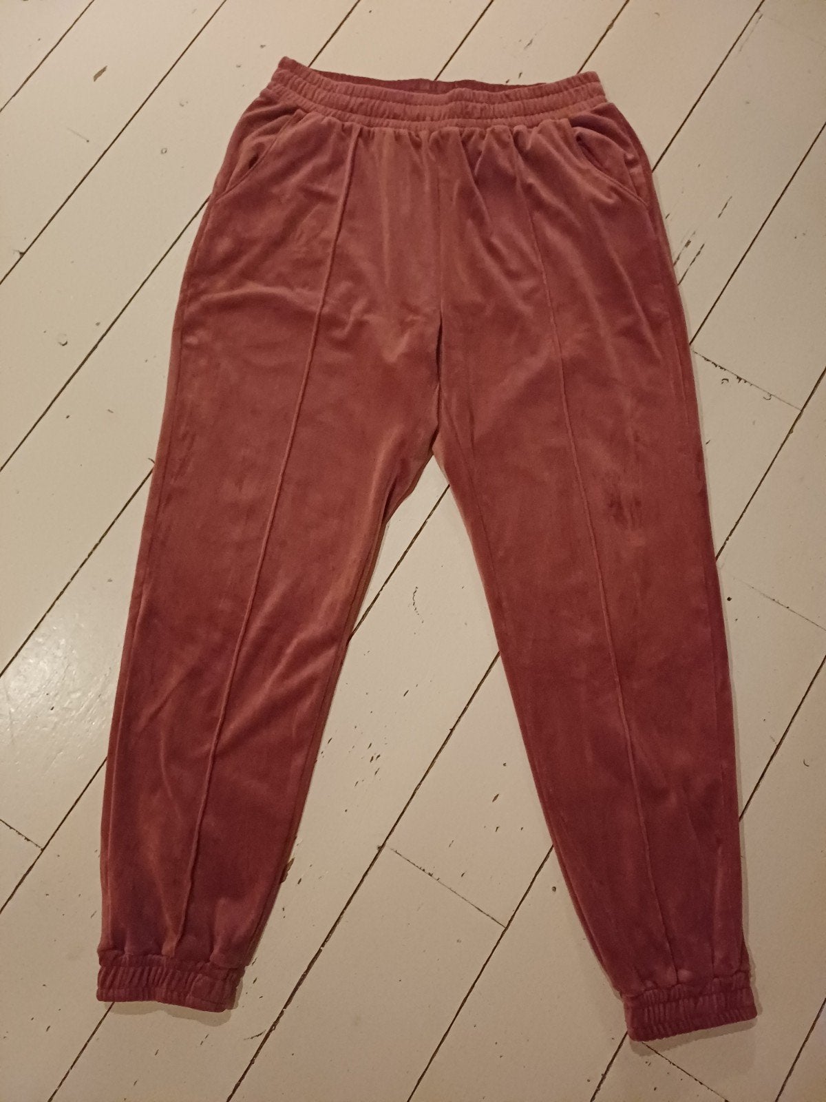 Hunkemöller oudroze huispakbroek maat M, Kleding | Dames, Maat 38/40 (M), Ophalen of Verzenden, Zo goed als nieuw, Roze