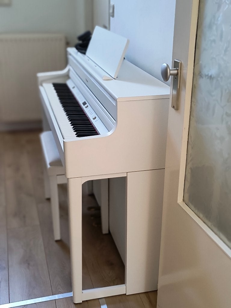 Piano digitaal, Muziek en Instrumenten, Piano's, Ophalen, Wit, Digitaal, Zo goed als nieuw
