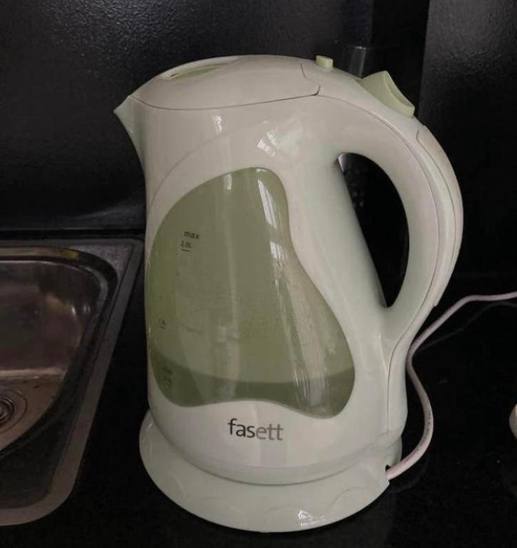 Fasett waterkoker groen mint lichtgroen warmhoudstand, 1 tot 2 liter, Ophalen of Verzenden, Zo goed als nieuw