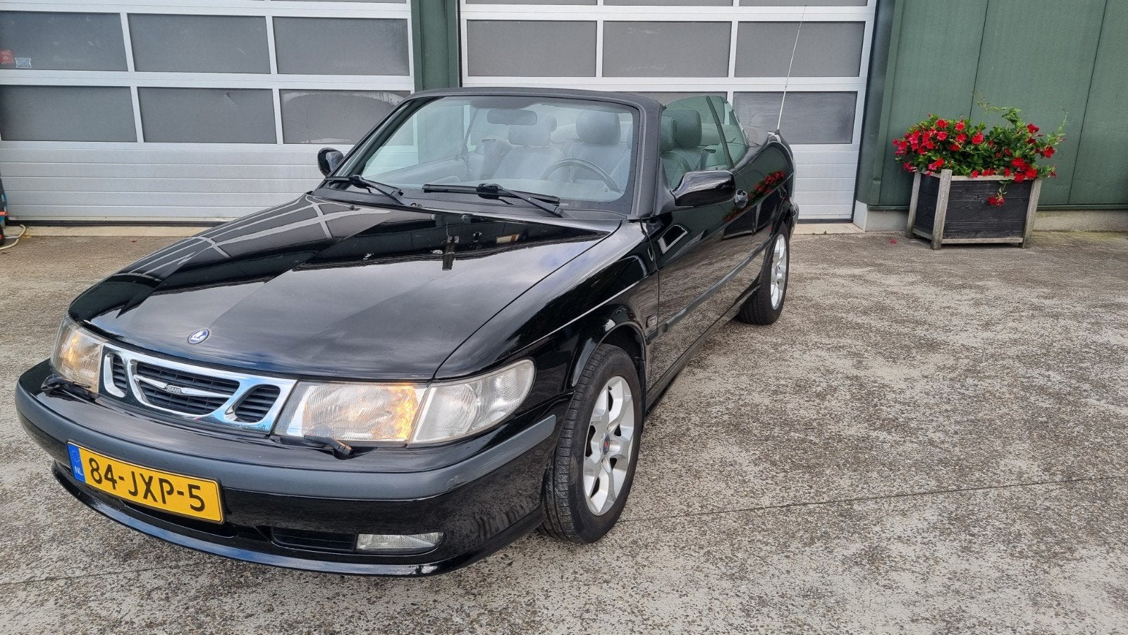Saab 9-3 2.0 T Cabrio 2001, Auto's, Voorwielaandrijving, 4 cilinders, Cabriolet, 4 stoelen