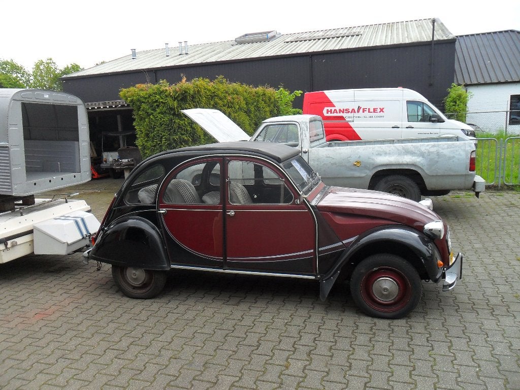 charleston - eend  rood zwart  VERZINKT en gespoten ., Auto's, Citroën, 2CV, Particulier, Te koop, Benzine