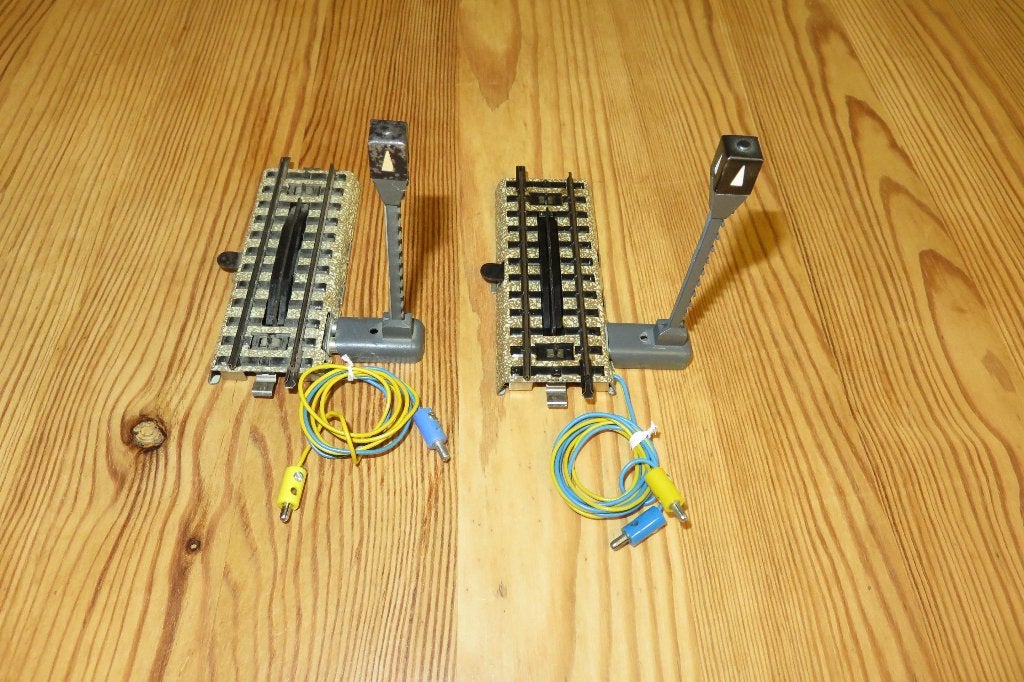Marklin ho ontkoppel m rail 5112 + sein 5113, Wisselstroom, Rails, Ophalen of Verzenden, Märklin