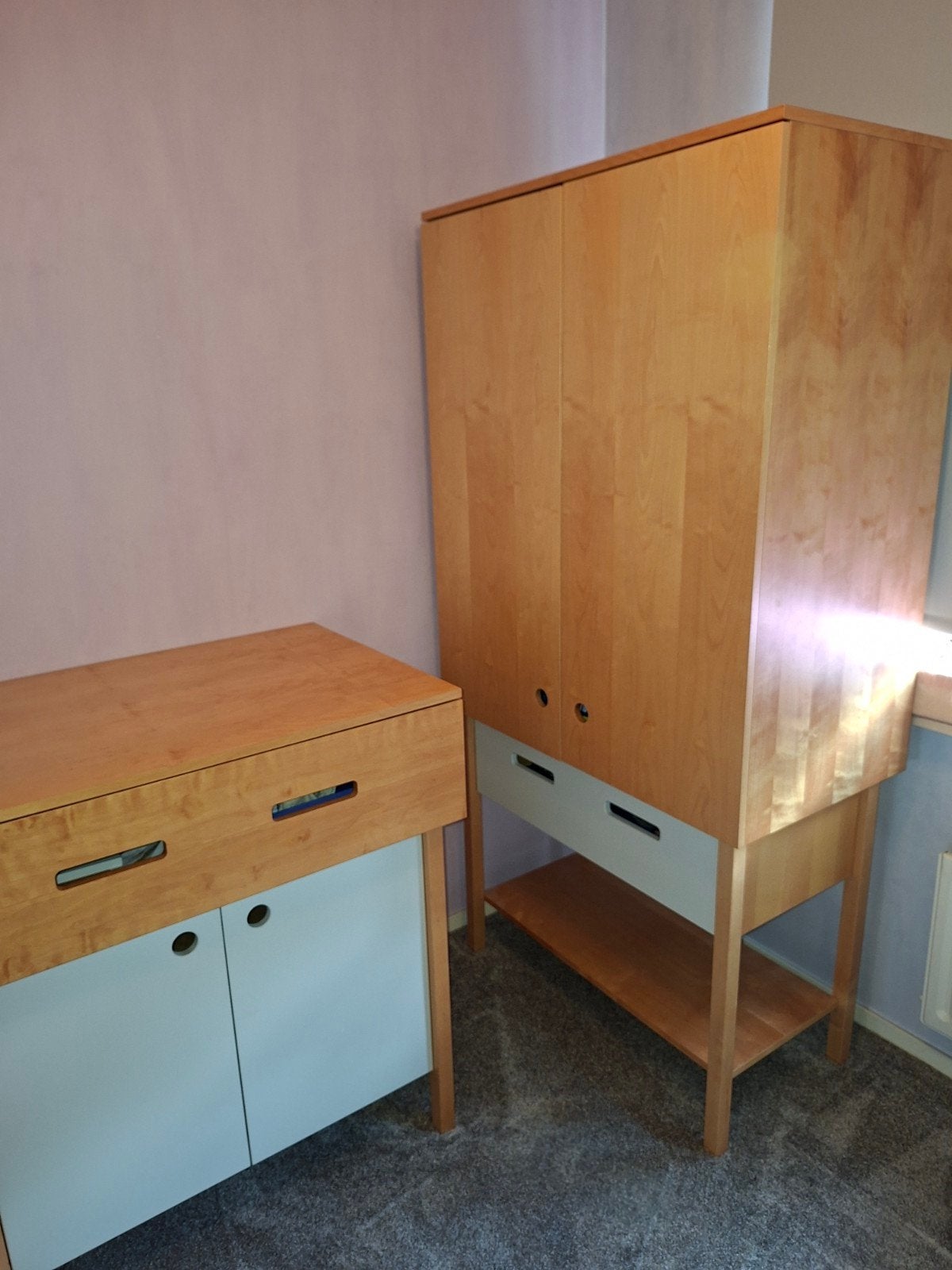 Set van houten kast en commode met lades en deuren, Kinderen en Baby's, Kinderkamer | Commodes en Kasten, Gebruikt, Ophalen of Verzenden