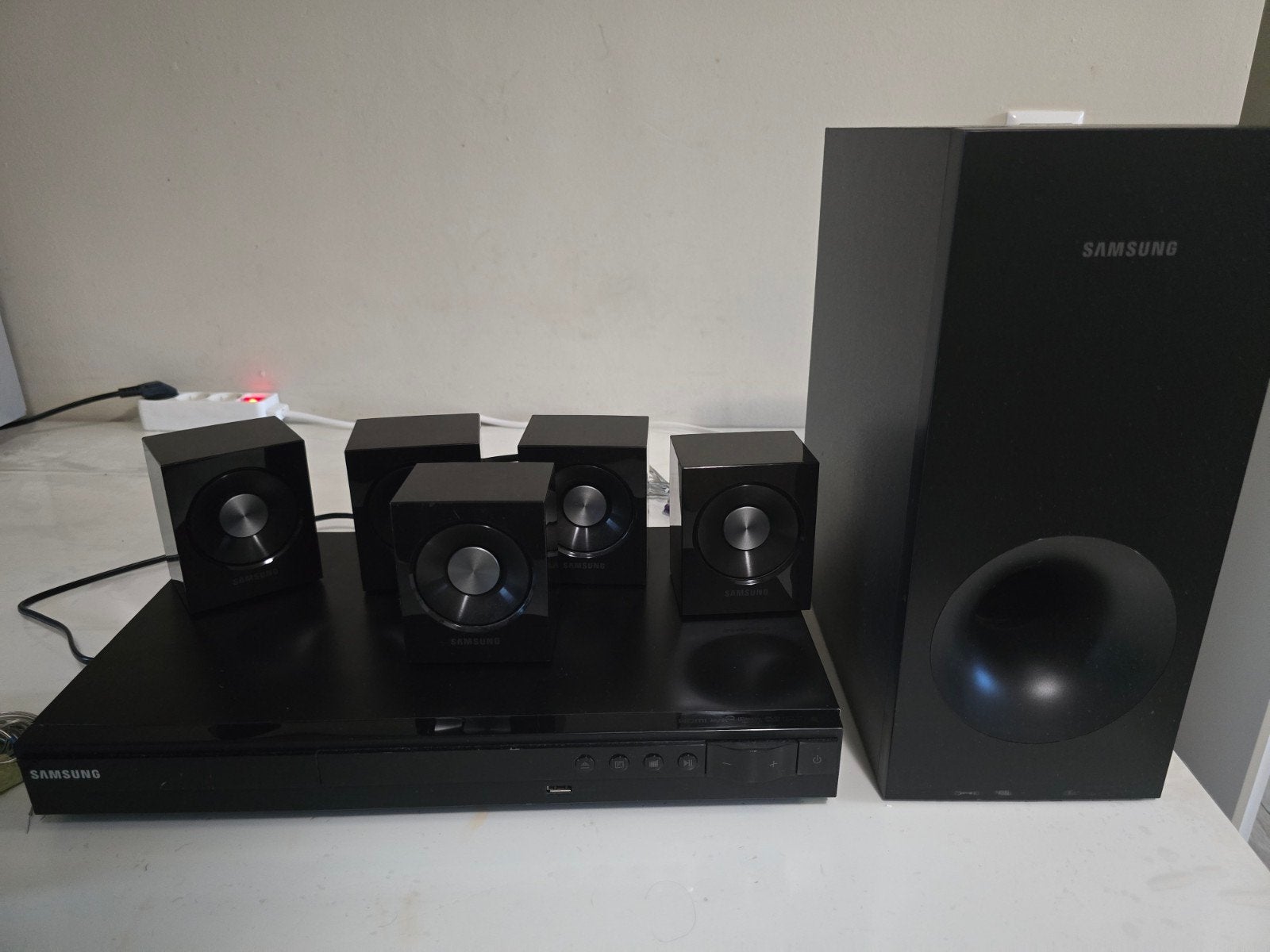 Samsung Home Cinema Set met 5.1 Surround Sound, Ophalen, Gebruikt, 5.1-systeem, Blu-ray-speler