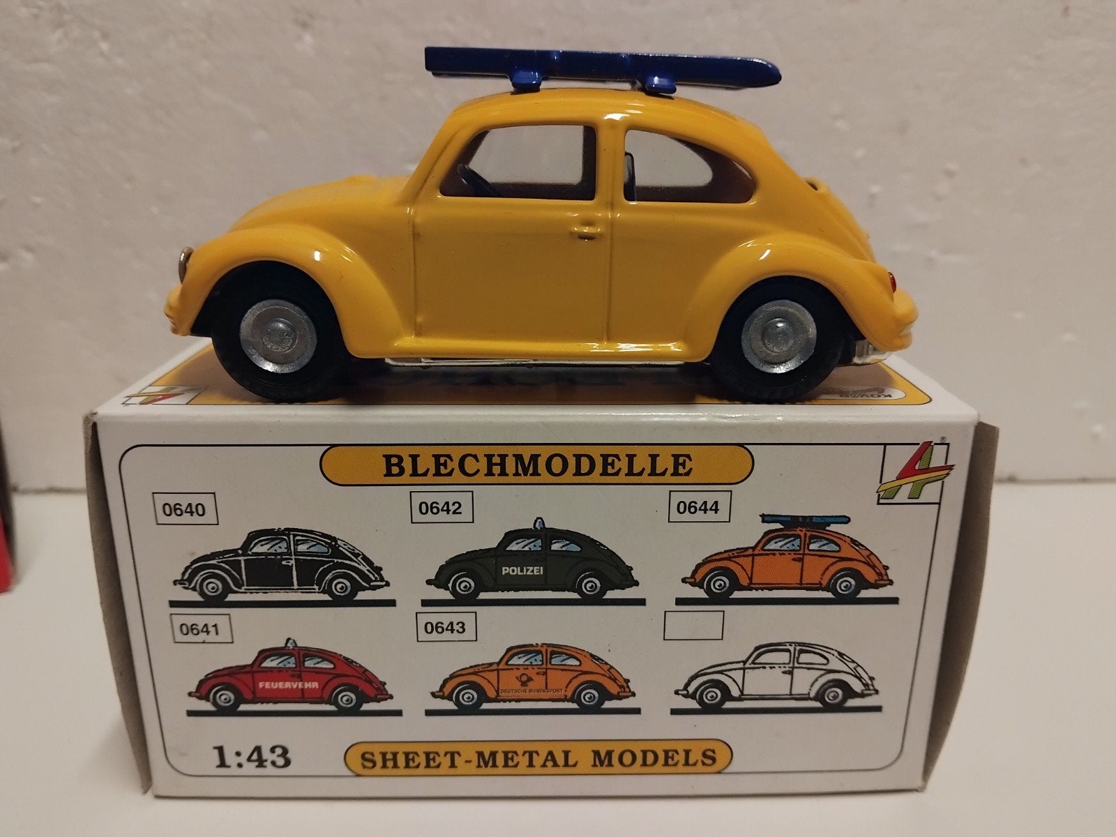 Blikken Kovap modellen Volkswagen Kever geel of rood, Ophalen of Verzenden, Zo goed als nieuw, Auto