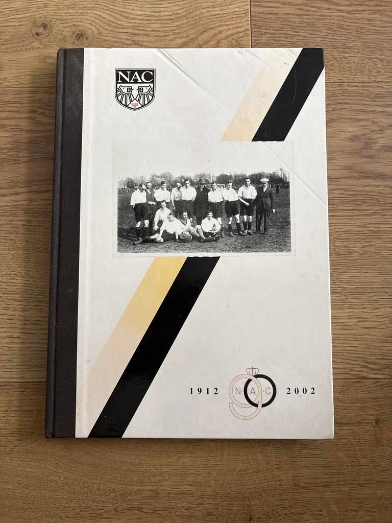 NAC 1912-2002. 90 jaar NAC, Ophalen of Verzenden, Zo goed als nieuw, Balsport