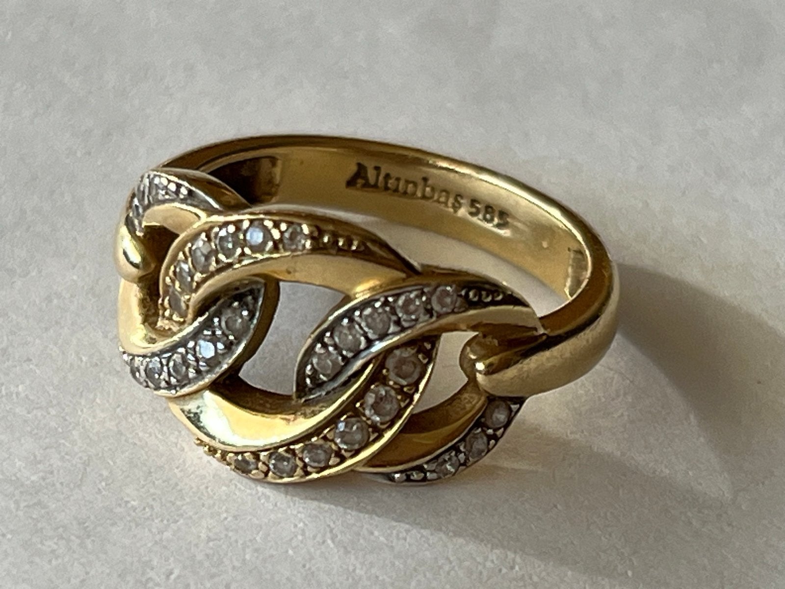 Bijzonder mooie zware gouden ring 14 CT - Ongedragen, Verzenden, Zo goed als nieuw, Met edelsteen, Dame