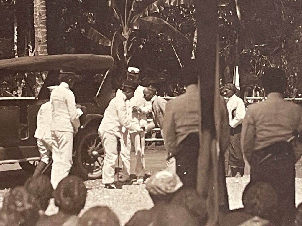 Foto officiële ontvangst op midden Java. Indië. Jaren 20., Foto, Zo goed als nieuw, Voor 1940, Buitenland