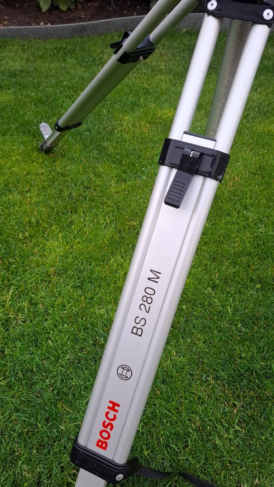 Bosch BS 280 M statief voor laser / bouwstatief, Doe-het-zelf en Verbouw, Gereedschap | Machine-onderdelen en Toebehoren, Ophalen