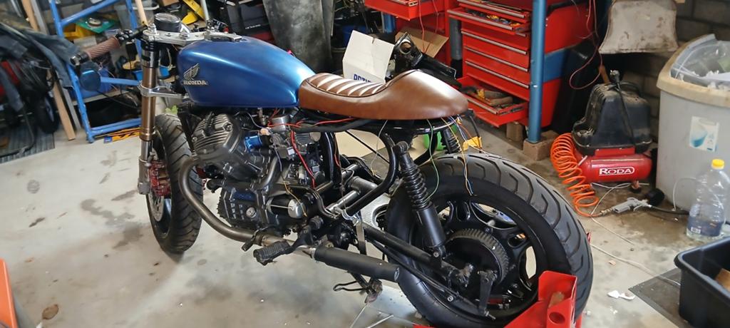Caferacer project met extra's - Elektrisch werk nodig, Motoren, Particulier, Gebruikt, Overig